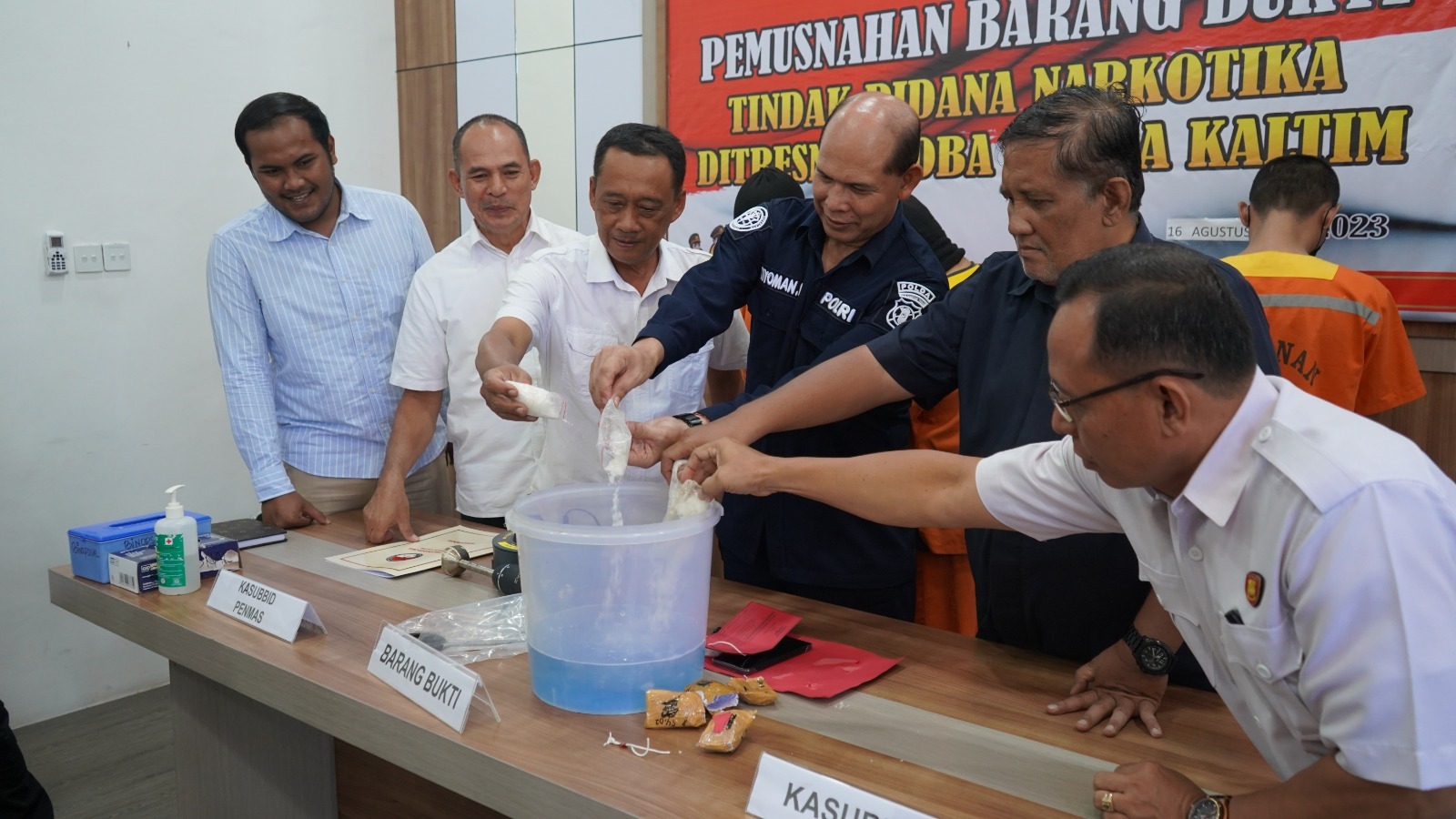 Polda Kaltim Musnahkan Barang Bukti Sabu Sebanyak 192,19 Gram Sabu