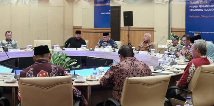RUPS PT BPD Kalimantan Timur (Kaltim) dan Kalimantan Utara (Kaltara) tahun 2023, di Ballroom 1 Lantai C, Hotel Platinum, Balikpapan, Kamis (10/8/2023). Foto: HO/Prokopim Mahulu.