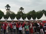 Ribuan masyarakat Kecamatan Balikpapan Selatan mengikuti jalan santai, dalam rangka HUT ke 78 Kemerdekaan Indonesia, di Halaman BSCC/DOME, pada hari Sabtu (26/8/2023). Foto: BorneoFlash.com/Niken Sulastri.