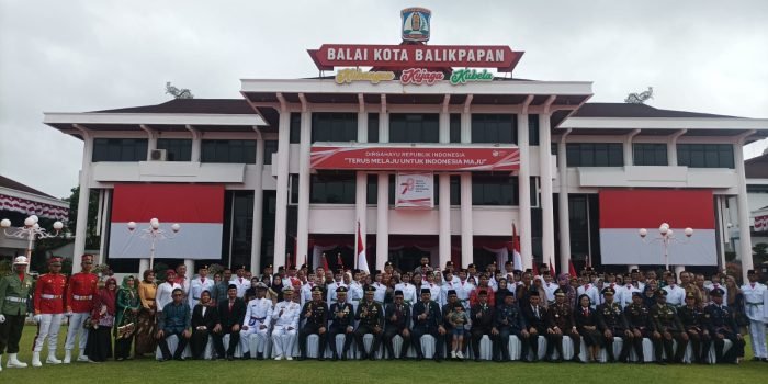 Foto Bersama Paskibraka Kota Balikpapan Tahun 2023 Foto:Niken Sulastri/BorneoFlash.com