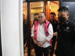 Anggota Komisi I DPR RI dari Fraksi PDI-P Ismail Thomas menjadi tersangka kasus korupsi pemalsuan dokumen pertambangan di Kutai Barat, Kalimantan Timur. Foto: HO/Pusat Penerangan Hukum Kejagung RI.