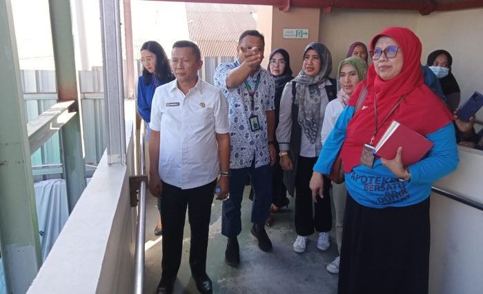 Komisi IV DPRD Kota Balikpapan melakukan Sidak ke Rumah Sakit Medika Utama Manggar yang beralamat di Jalan Mulawarman Nomor 24 Kelurahan Manggar Baru Kecamatan Balikpapan Timur, pada hari Jumat (29/9/2023). Foto: BorneoFlash.com/Niken Sulastri.