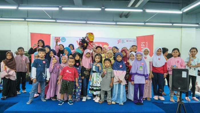 Komunitas Kejar Mimpi Balikpapan dan WE CARE Balikpapan Gelar lomba mewarnai yang bertajuk “Aku Dan Mimpiku” yang diadakan pada hari Minggu terakhir bulan Agustus di Function hall BTC. Foto: HO.
