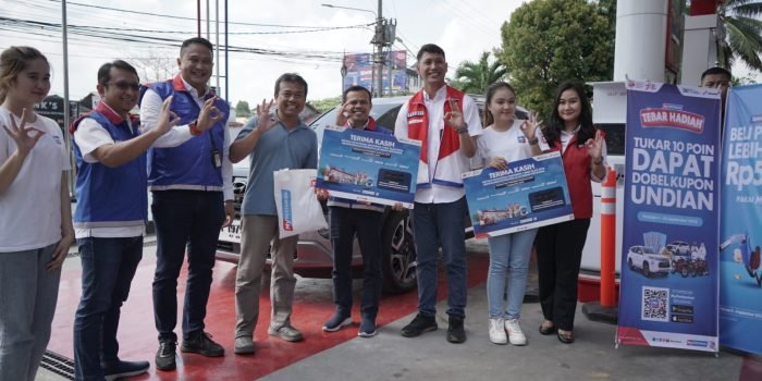 Peringatan Hari Pelanggan, Patra Niaga Kampanye Energi Bersih dan Penggunaan Produk Daur Ulang di Kalimantan 