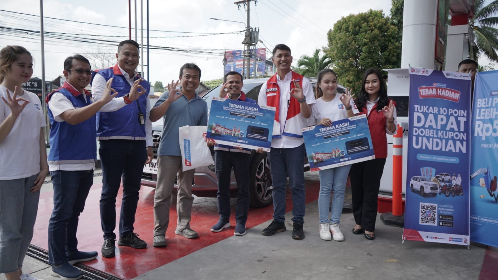 Peringatan Hari Pelanggan, Patra Niaga Kampanye Energi Bersih dan Penggunaan Produk Daur Ulang di Kalimantan 