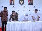 Penandatanganan Keputusan Bersama tentang Hari Libur Nasional dan Cuti Bersama Tahun 2024, Jakarta, Selasa (12/09/2023). Foto: HO/HUMAS MENPANRB