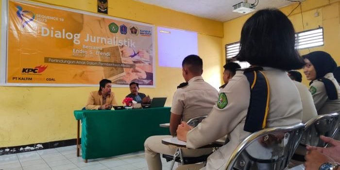 Dialog Jurnalistik di Unmul Samarinda, PWI Kaltim: Buka Identitas Anak Denda Rp 500 Juta