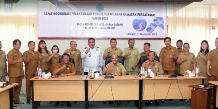 Rapat Koordinasi Pelaksanaan Pengelola Wilayah Kawasan Perbatasan dalam rangka penyusunan rencana aksi di kawasan perbatasan Mahulu, di Ruang Rapat Bappelitbangda, Senin (18/09/2023). Foto: HO/Prokopim Mahulu.