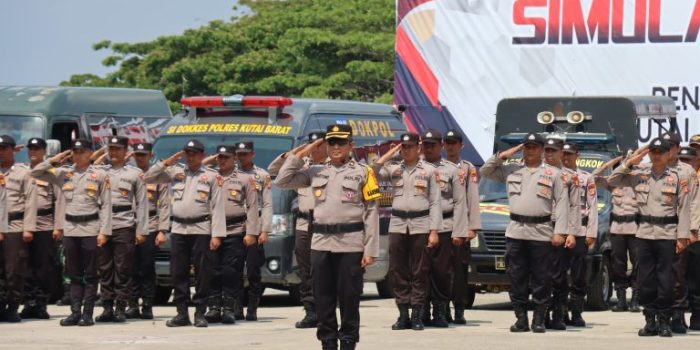 Jelang Pemilu 2024, Polres Kubar dan Mahulu Gelar Sispamkota di Alun-Alun ITHO