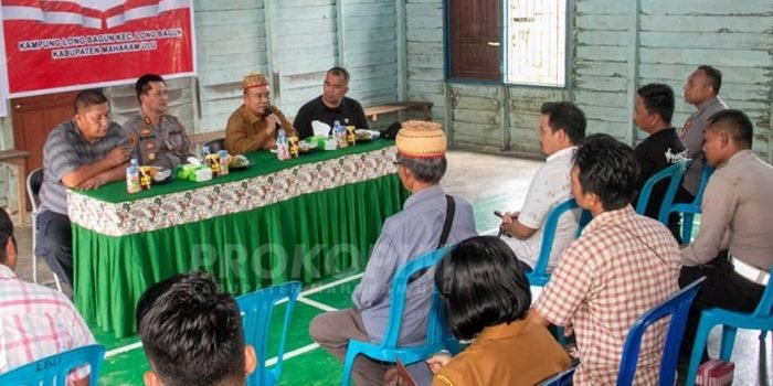 Sosialisasi Desa Tangguh Anti-Narkoba di Kampung Long Bagun Ulu, Kecamatan Long Bagun, Kabupaten Mahakam Ulu, Selasa (19/9/2023). Foto: HO/Prokopim Mahulu.