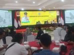 Wali Kota Balikpapan H Rahmad Mas'ud melakukan audiensi bersama Aliansi Warga RT 42 dan RT 52 Perumahan GPA dan Mahasiswa, di Auditorium Balai Kota Balikpapan, pada hari Jumat (22/9/2023). Foto: BorneoFlash.com/NikenSulastri.