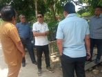 Komisi III Dewan Perwakilan Rakyat Daerah Kota Balikpapan meninjau tempat pembibitan yang berlokasi di Jalan Soekarno Kilometer 12 Kelurahan Karang Joang Kecamatan Balikpapan Utara.(Foto:BorneoFlash.com/Niken Sulastri).