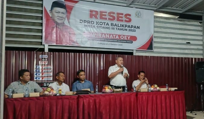 Anggota Dewan Perwakilan Rakyat Daerah (DPRD) Kota Balikpapan, Wiranata Oey menggelar reses di RT 43 di wilayah Kelurahan Sumber Rejo, Kecamatan Balikpapan Tengah. Foto: BorneoFlash.com/Ist.
