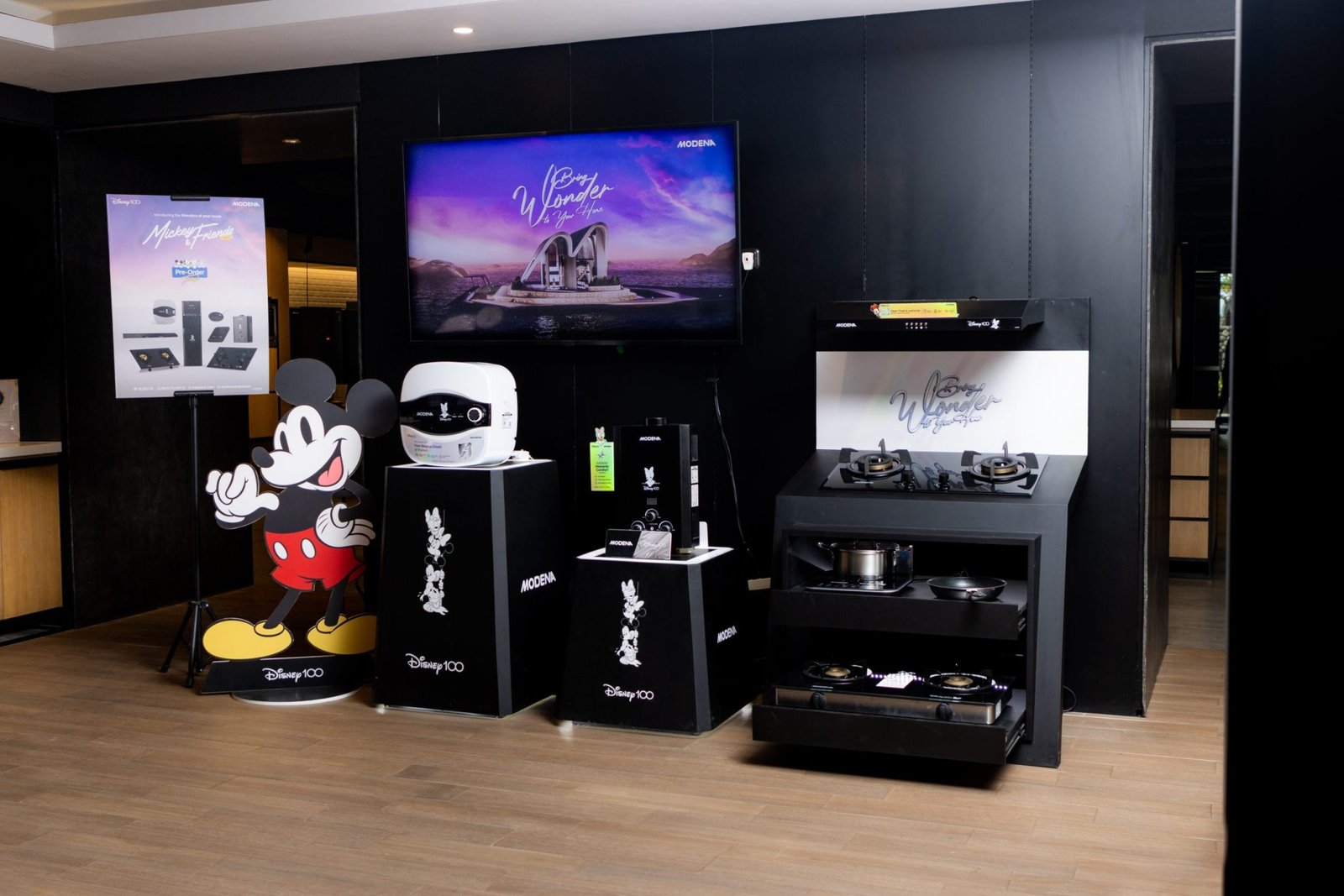 Luncurkan Seri Mickey & Friends, MODENA Hadirkan Keajaiban pada Hari Jadi Disney yang ke-100