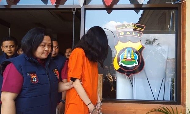 Model sekaligus selebgram asal Semarang jadi tersangka pembunuhan dan pembuangan mayat bayi di Bandara Ngurah Rai Bali. Foto: HO/detik-Aryo Mahendro.
