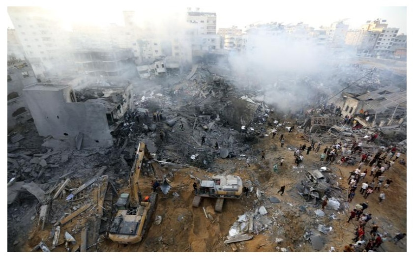 Penduduk Gaza tak gentar lawan serangan darat Israel dengan tangan kosong. Foto: IST/Dok/AP