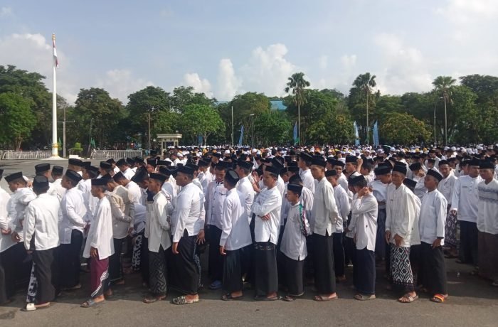 Peringatan Hari Santri 2023 di Kota Balikpapan yang berlangsung di Halaman Balikpapan Sport Convention Center (BSCC/Dome), pada hari Minggu (22/10/2023). Foto: BorneoFlash.com/Niken Sulastri.