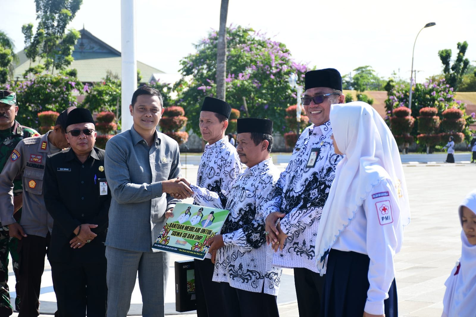 Momentum HGN ke-78: Ketua DPRD Paser Mengapresiasi Perjuangan dan Dedikasi Para Guru di Bumi Daya Taka