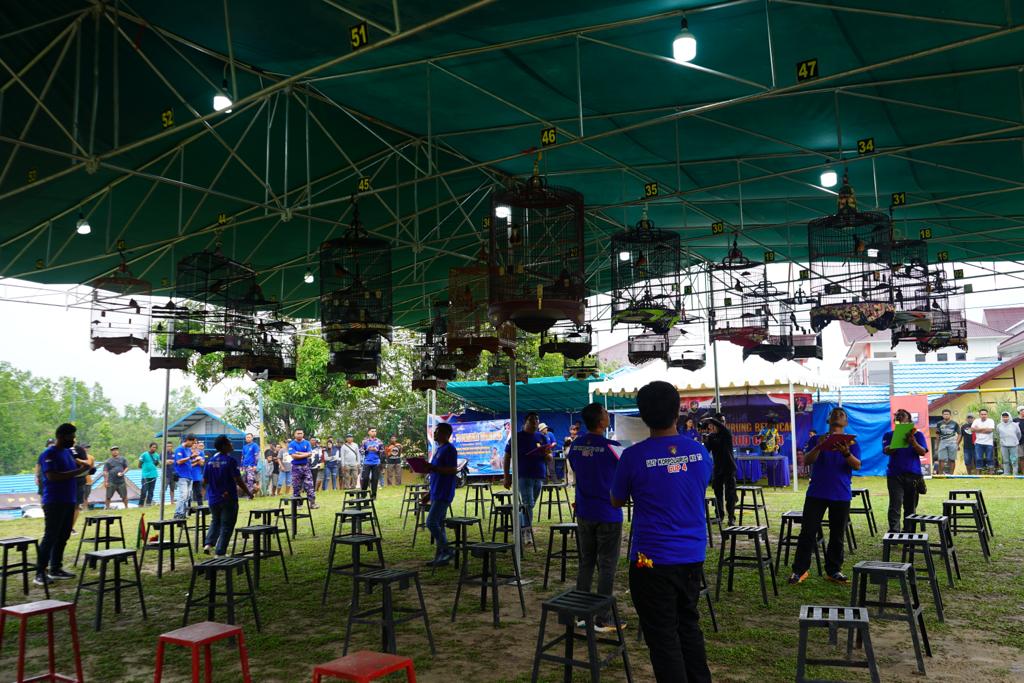 Meriahkan HUT Ke-73, Ditpolairud Polda Kaltim Gelar Lomba Burung Berkicau