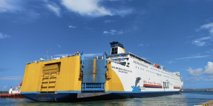 Jadwal dan Harga Tiket Kapal Laut Surabaya - Makassar Desember 2023 Kapal Dharma Kencana 7