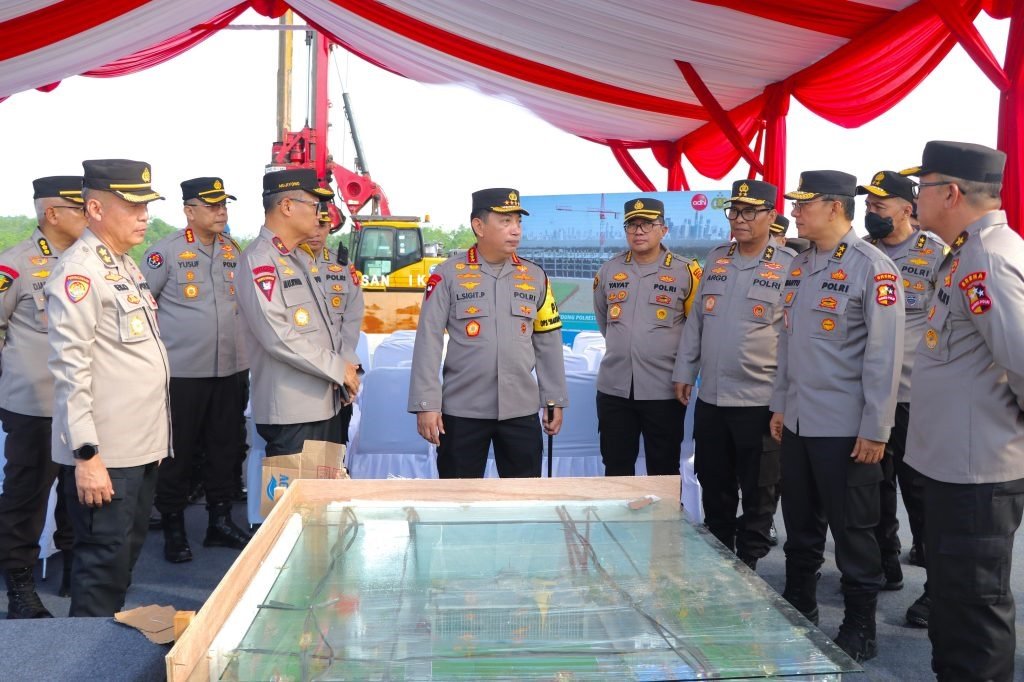 Kapolri Listyo Sigit dan Pejabat Utama Mabes Polri Pantau Kesiapan Pembangunan Area Groundbreaking Bangunan Polres di Kawasan IKN