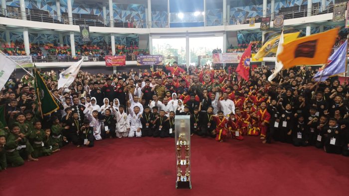Kejuaraan pencak silat antar perguruan di Kota Balikpapan merebutkan Piala Wali Kota Balikpapan ke IX Tahun 2023, di Balikpapan Sport Convention Center (BSCC/DOME), pada hari Senin (4/12/2023) sore. Foto: BorneoFlash.com/Niken Sulastri.