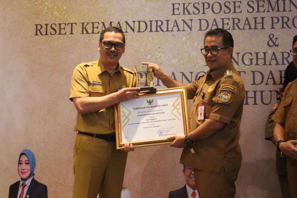 Diskominfo Kaltim Raih Penghargaan Peringkat II Pengelolaan Keuangan