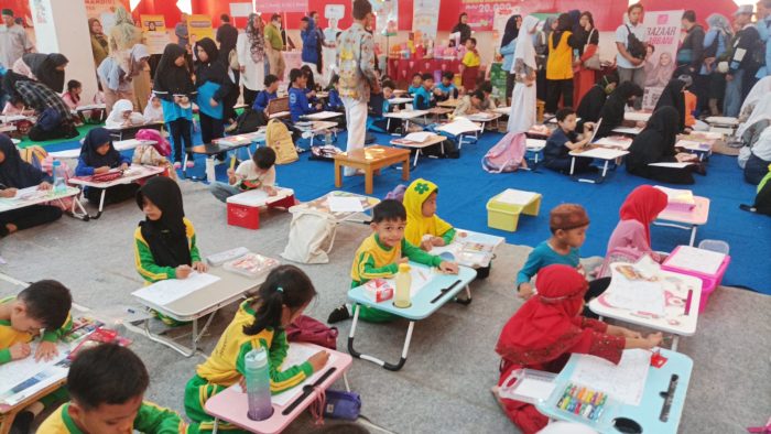 Puncak Peringatan Hari Aksara Internasional Tahun 2023, di Gedung Kesenian pada hari Selasa (12/12/2023). Foto: BorneoFlash.com/Niken Sulastri.