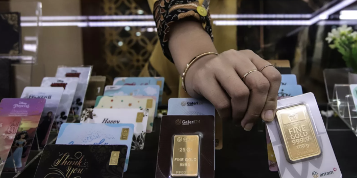 Harga Emas Hari ini Sentuh Titik Tertinggi Tahun 2023 Capai Rp15.000, Logam Mulia Antam Kian Berkilau