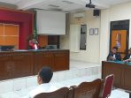 Sidang Pengucapan Putusan kasus dugaan pemalsuan dokumen yang dialami oleh anggota DPRD Kabupaten Paser Ahmad Rafi’i pada Rabu, (6/12/2023). Foto: BorneoFlash.com/Ardian.