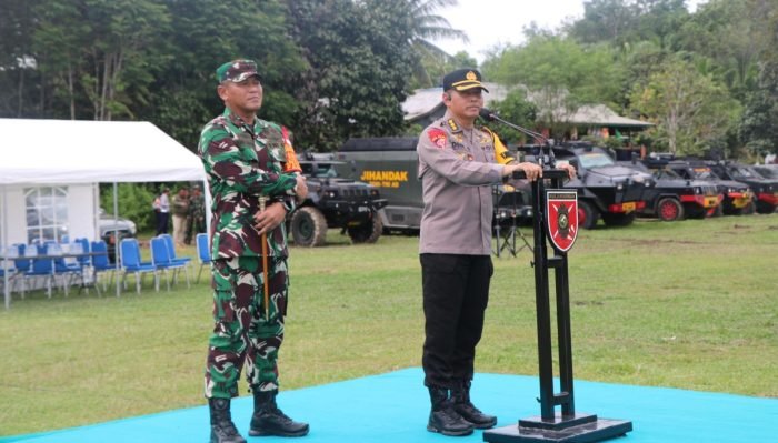 Apel Pasukan dalam rangka persiapan Pengamanan VVIP yang dilaksanakan di Lapangan Mangga Dua, Desa Bukit Raya Kecamatan Sepaku, Kabupaten PPU, Selasa, (16/01/2024). Foto: HO/Humas Polda Kaltim.