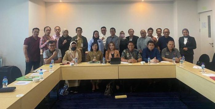 Dinas Pangan Pertanian dan Perikanan (DP3) Kota Balikpapan bersama pengurus PHRI, di Platinum Hotel Balikpapan, pada hari Selasa (16/1/2024). Foto: BorneoFlash.com/Niken Sulastri.