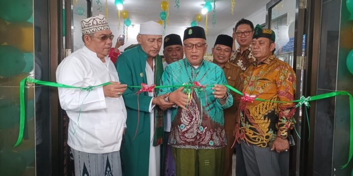 Grand Opening Yova Mart, di Gedung Graha NU Balikpapan, Jalan Soekarno Hatta No 104, pada hari Selasa (9/1/2024). Foto: BorneoFlash.com/Niken Sulastri.