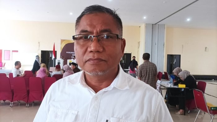 Ketua Komisi Pemilihan Umum (KPU) Kota Balikpapan, Noor Thoha. Foto: BorneoFlash.com/Niken Sulastri.