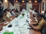 Pertemuan antara BBPJN Kaltim di Balikpapan bersama DPRD dan Dishub Paser membahas regulasi angkutan truk hauling batubara yang sempat viral saat menggunakan jalan umum di wilayah Kabupaten Paser yang dihadang oleh warga sekitar. BorneoFlash.com/Ist.