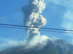 Erupsi Gunung Lewotobi Laki-laki: 5 Penerbangan WingsAir Di tunda