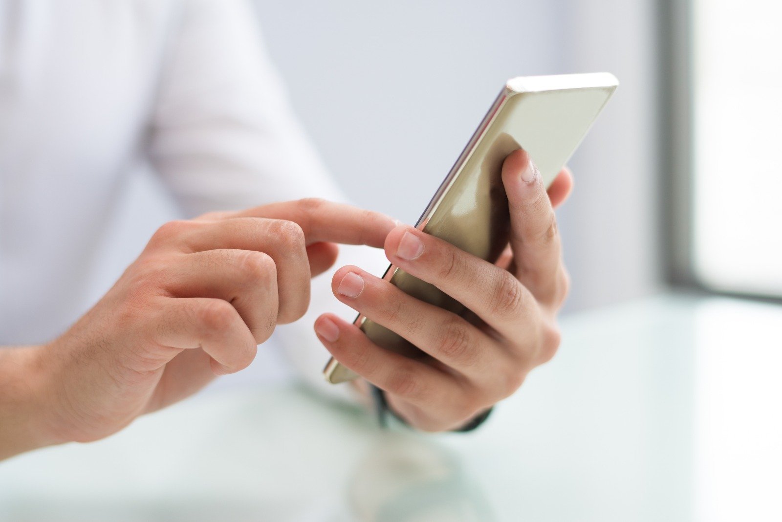 Mengembalikan Akun WhatsApp sering mengalami pembobolan atau peretasan dengan hati hati.