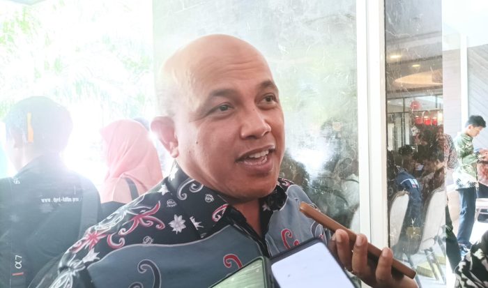 Kepala Badan Pengelola Pajak Daerah dan Pajak Retribusi Daerah Kota Balikpapan, Idham. Foto: BorneoFlash.com/Niken Sulastri.