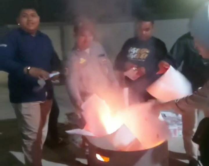 KPU Balikpapan Lakukan Pemusnahan, Rusak dan Kelebihan Surat Suara Pemilu Tahun 2024