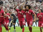 Qatar sukses menyabet gelar Piala Asia 2023 usai mengatasi perlawanan Yordania di partai final yang berlangsung di Lusail Stadium, Sabtu (10/2/2024). Foto: GIUSEPPE CACACE/GettyImages