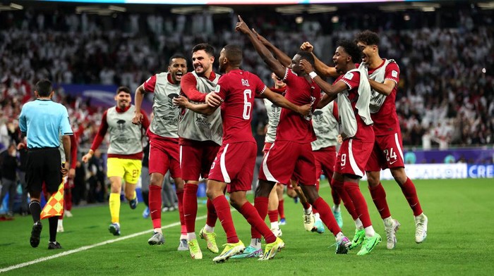 Timnas Qatar melangkah ke final Piala Asia 2023. Foto: Getty Images/Robert Cianflone
