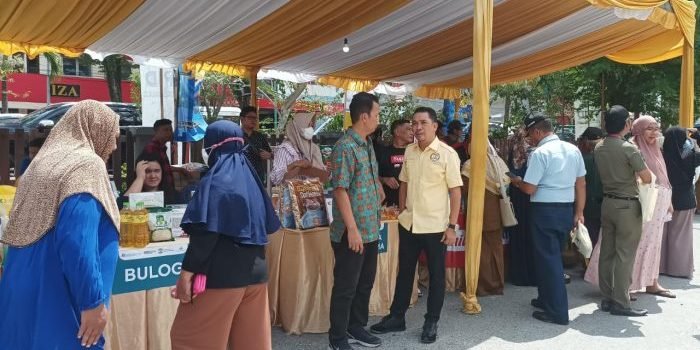 Alwi Pesan Masyarakat Belanja Bijak dan Tidak Panic Buying di Pasar Murah 