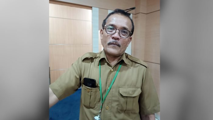 Kepala Dinas Tenaga Kerja dan Transmigrasi Kabupaten Paser Madju Simangungsong. Foto: IST