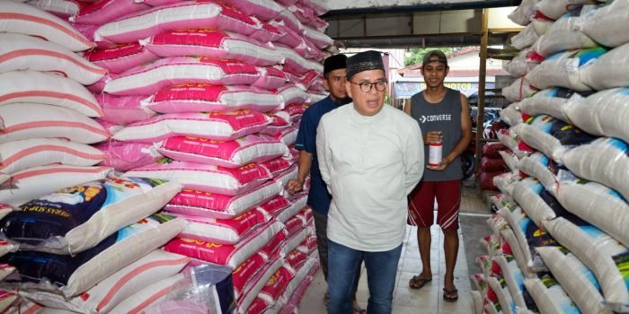 Cek Harga dan Stok Barang di Pasar Petung, Pj Bupati PPU: Harga Kebutuhan Pokok Masih Stabil 