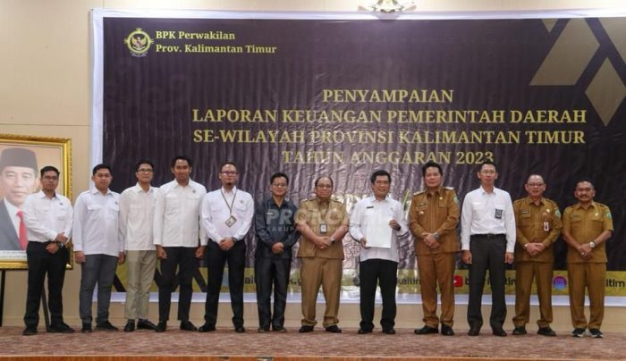 Penyampaian Laporan Keuangan Pemda se-Wilayah Provinsi Kaltim TA 2023 di Ruang Auditorium Kantor BPK RI Perwakilan Kaltim, Senin (04/03/2024). Foto: IST/Prokopim Mahulu
