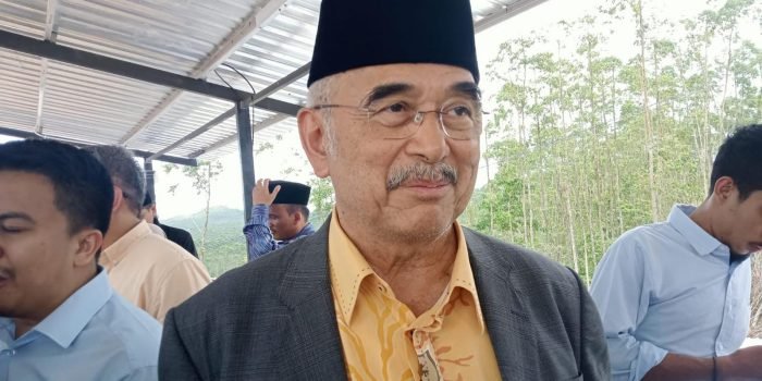 Presiden Dunia Melayu Dunia Islam (DMDI), Tun Seri Setia Dr H. M Ali Rustam. Foto: BorneoFlash/Ist