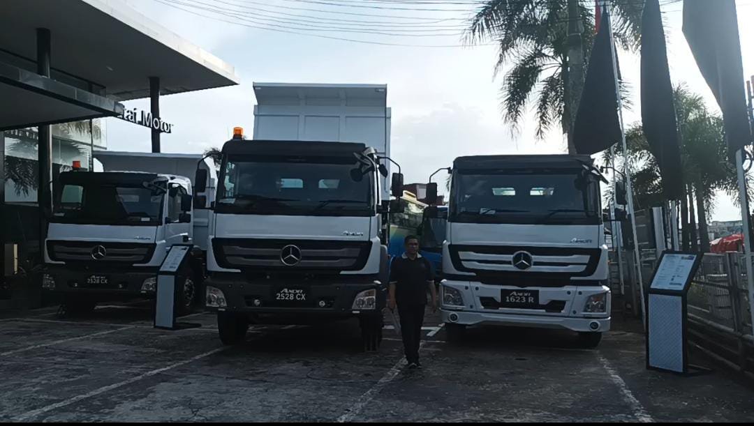 Produk MB Axor dengan berbagai type. Foto: BorneoFlash/Niken Sulastri