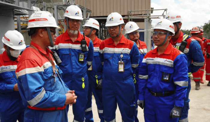 Direktur Operasi PT Kilang Pertamina Internasional (KPI) Didik Bahagia Tinjau Langsung Kesiapan Start Up Kilang Pertamina Unit Balikpapan. Foto: HO/PT KPI Unit Balikpapan