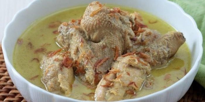 Berikut Cara Masak Opor Ayam yang Gurih dan Lezat, Menu Disukai Saat Lebaran