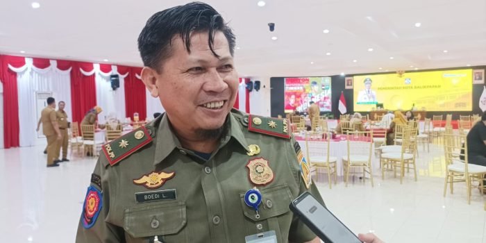 Kepala Satuan Polisi Pamong Praja (Satpol PP) Kota Balikpapan, Boedi Liliono. Foto: BorneoFlash/Niken Sulastri